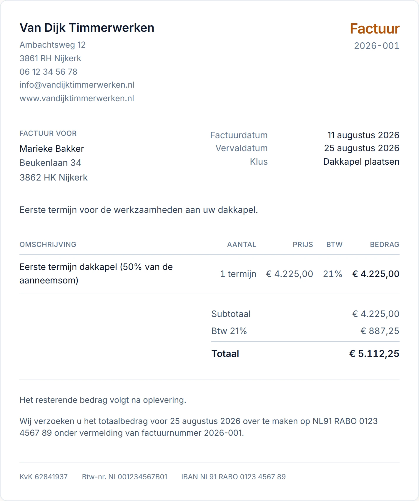 Een factuur in Vakwerk, met logo, regels, btw per tarief en een totaal.
